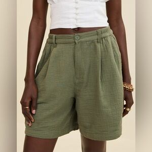 Aerie NWT Daybreak Green Cotton Minimalist Beachy Trouser Chic Timeless Short